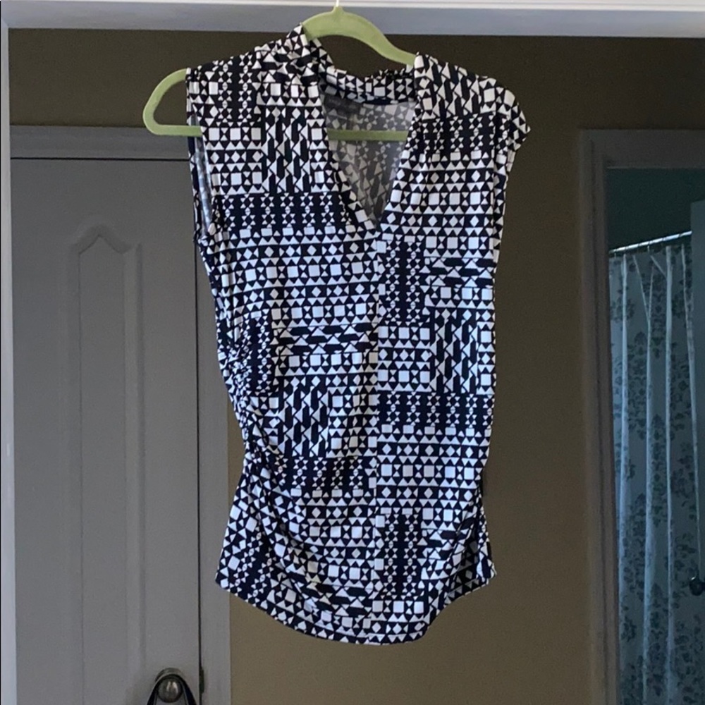 Vince Camuto medium sleeveless top
